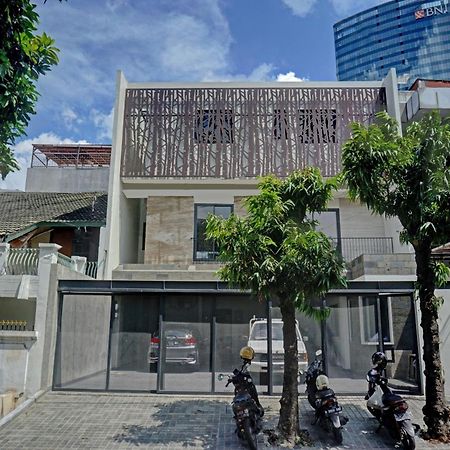 Super Oyo Capital O 90635 Tango Juliet Residence Jakarta Exterior foto